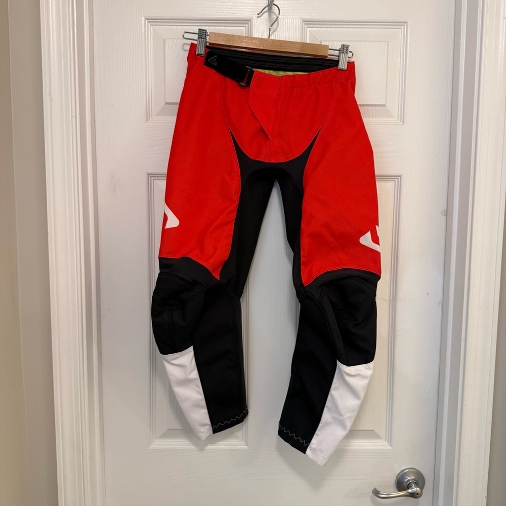 NWOT Answer Racing A22 Syncron Prism Youth Boys Off-Road Motorcycle Pants